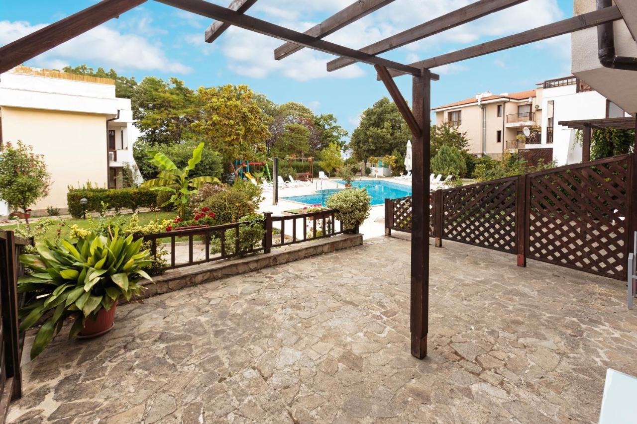 Aparthouse Paradise Bay Leilighet Sozopol Eksteriør bilde