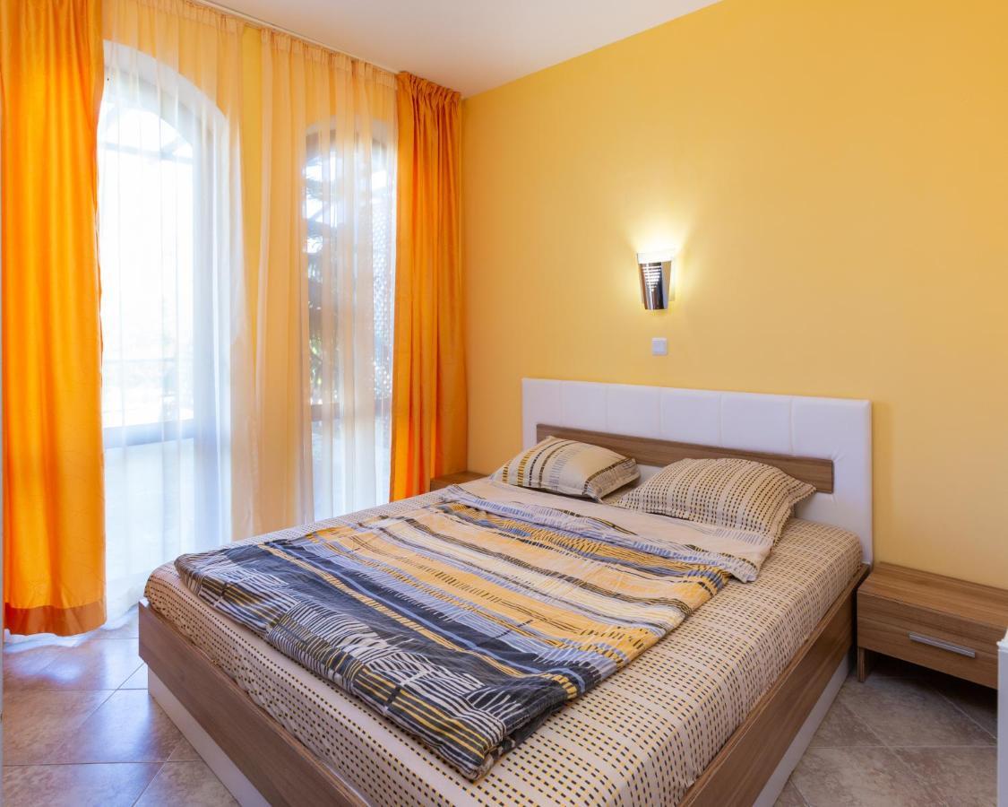 Aparthouse Paradise Bay Leilighet Sozopol Eksteriør bilde